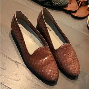 Flats! Gently worn, genuine leather